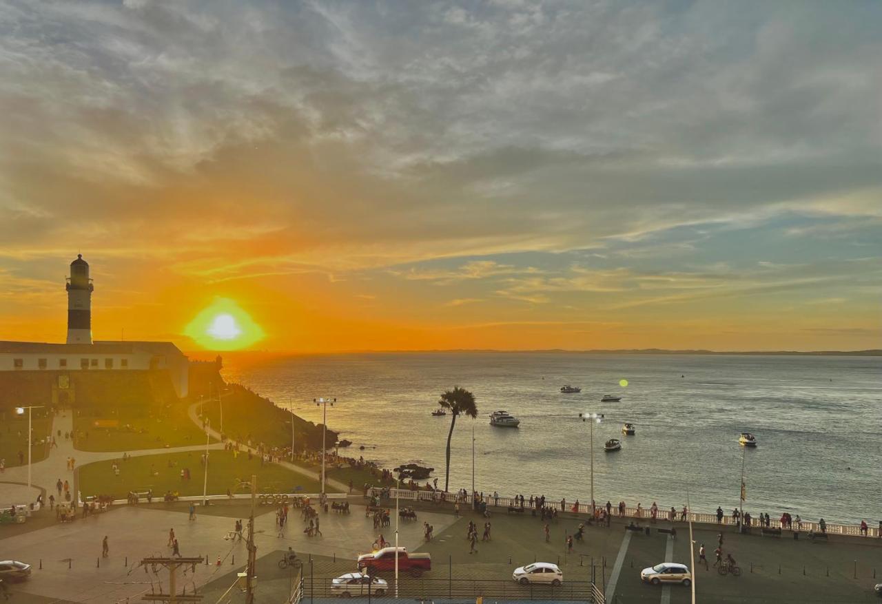 Apartamento No Farol Da Barra. Vista Deslumbrante Para O Mar! No Circuito Do Carnaval. Ao Lado Do Porto Da Barra ! Salvador Exteriör bild